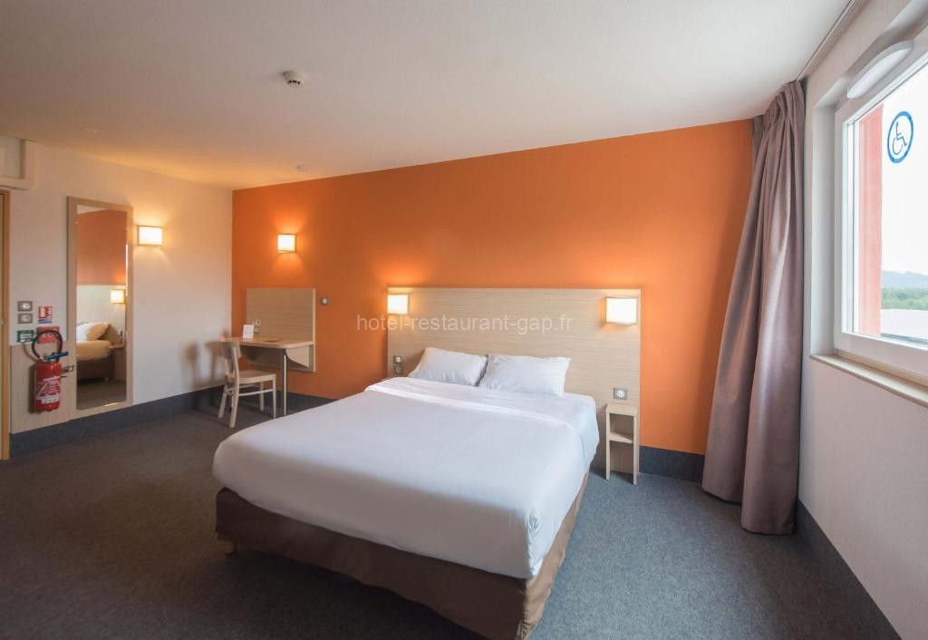 photo de B&B HOTEL Gap