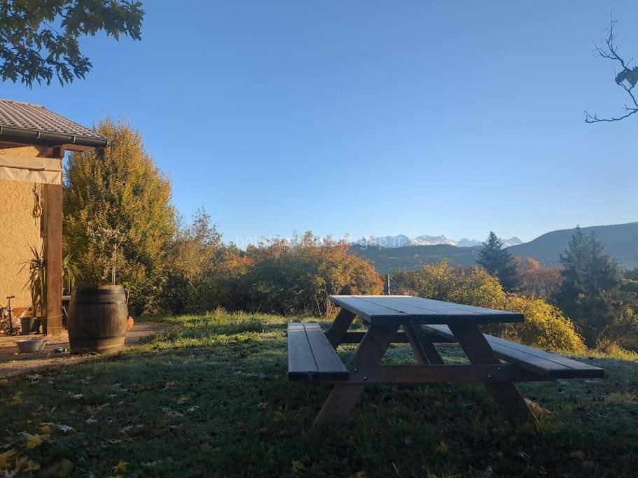 Photo de Villa familiale gap nature jardin